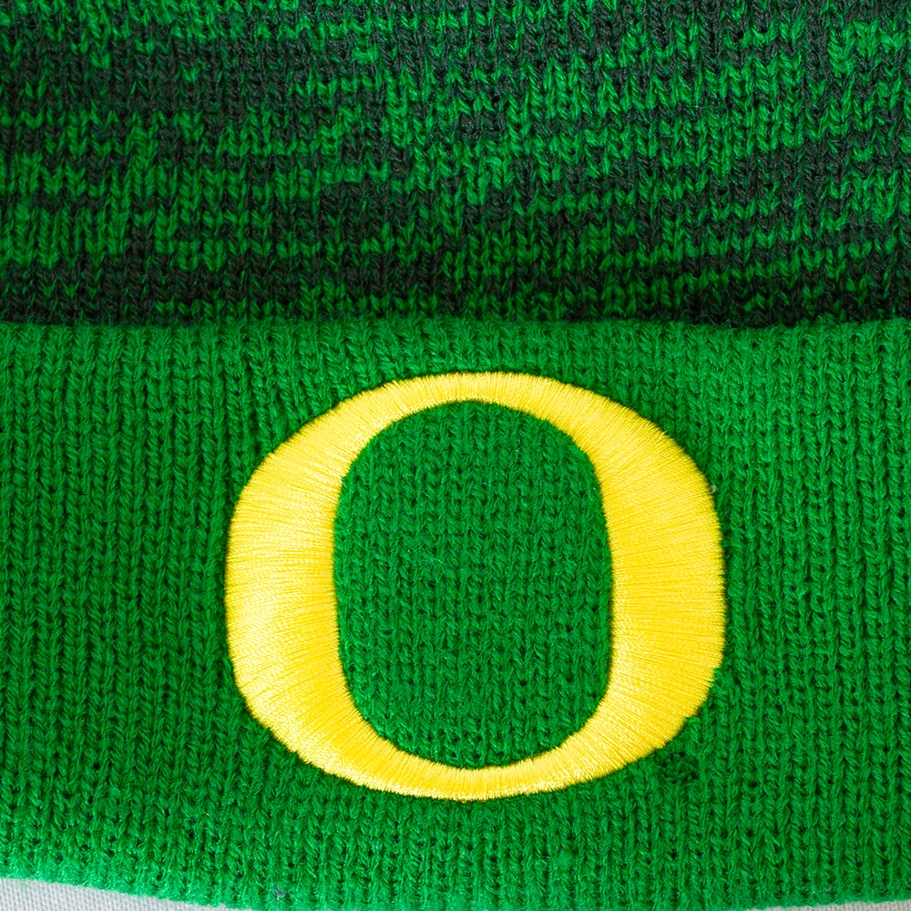 Classic Oregon O, Nike, Green, Beanie, Acrylic, Accessories, Unisex, Peak, Primetime, Cuffed, Pom, Hat, 856246